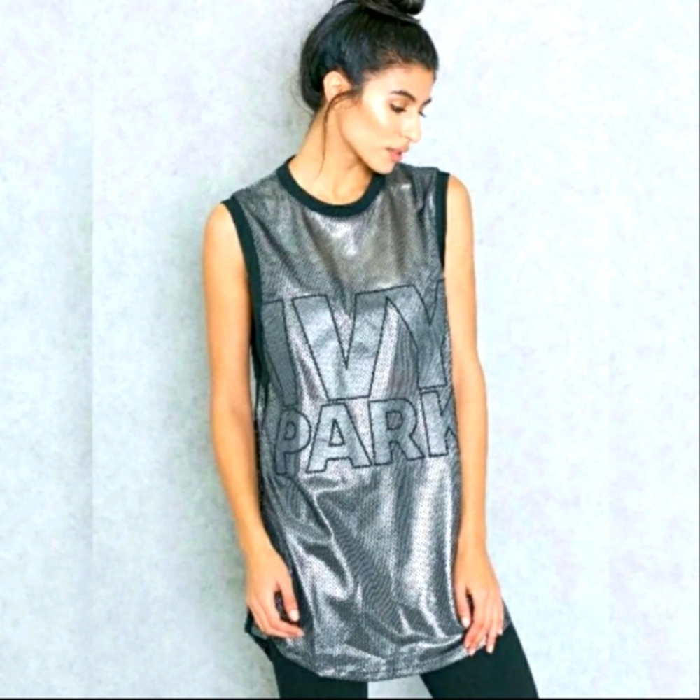 NWT BEYONCÉ IVY PARK Metallic Jersey